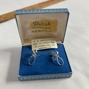 Deltah Vintage Screw‎ Back Teardrop Earrings Silver Old Hollywood Retro Classic